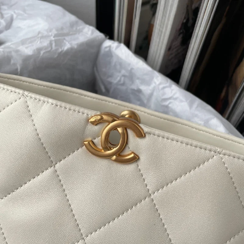 Chanel - Luxury Bag - CHL - 158