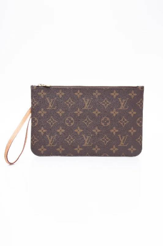 LOUIS VUITTON Monogram Wristlet