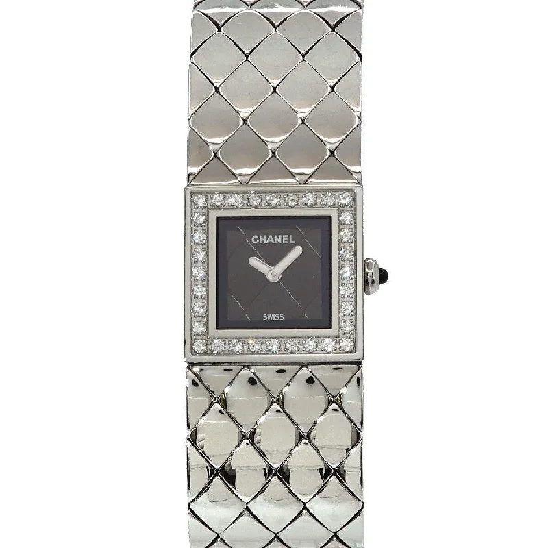 CHANEL Matelasse H0489 Bezel Diamond Quartz Black Dial Ladies Watch